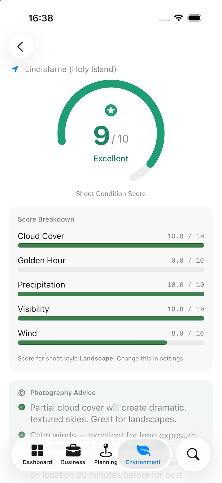The Shoot Score at 9 out of 10, excellent, with a breakdown for cloud cover, golden hour, precipitation, visibility and wind, scored for landscape, and photography advice beneath.